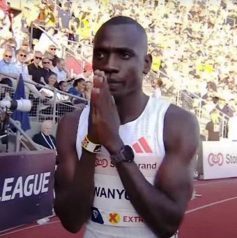 Emmanuel Wanyonyi focusing on the race